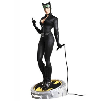 DC Comics Museum Quality Statue 1/4 Catwoman 48 cm